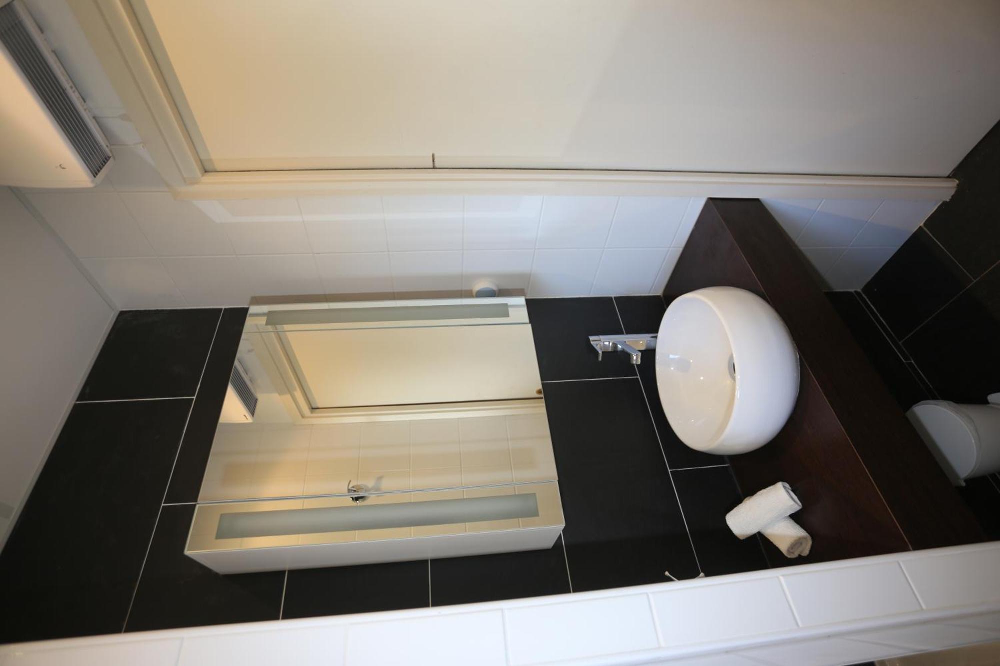 O'Sullivans Bar And Hotel Mandelieu 部屋 写真